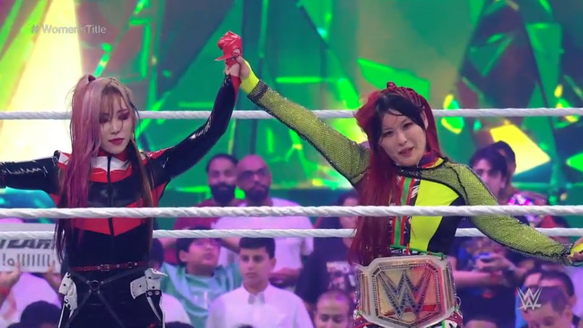 Bianca Belair vs. IYO SKY -- Raw Women's Championship Match: photos