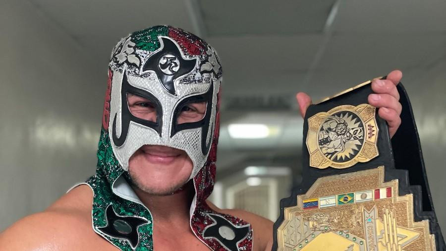 Penta El Zero Miedo Helps Octagon Jr Beat QT Marshall, Win AAA Latin