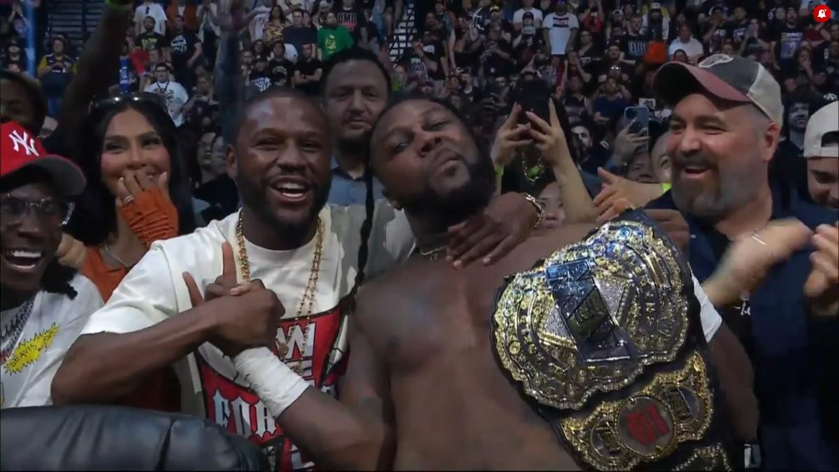 Swerve Strickland Comments On Floyd Mayweather Attending AEW Double Or ...