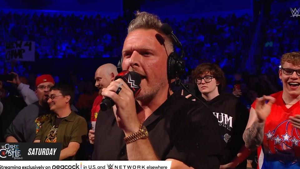 Pat McAfee Fills In As Special Guest Ring Announcer For Main Event ...