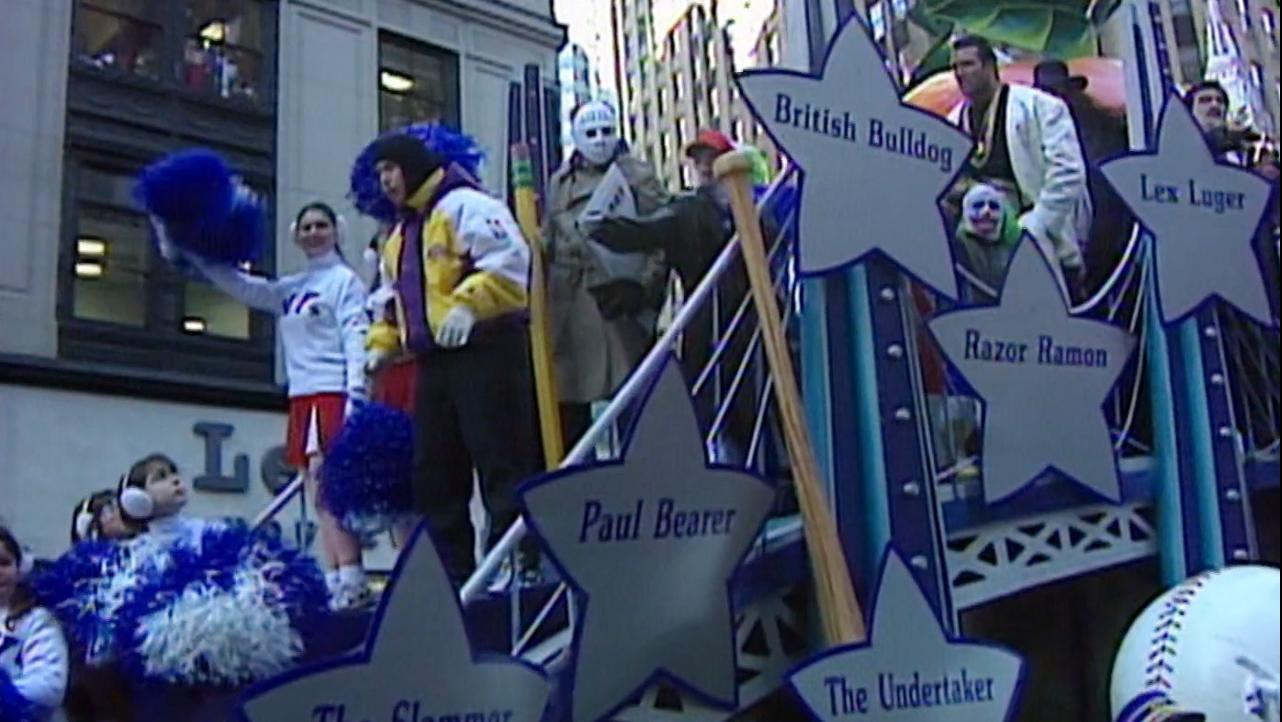 Lex Luger Reflects On Representing WWE In The 1994 Macy's Thanksgiving