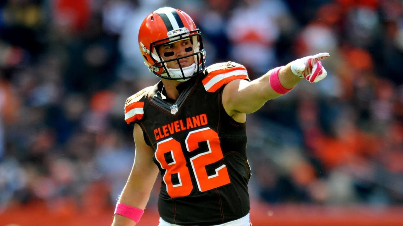 NFL Pro Bowler Gary Barnidge Interested In Pro Wrestling, According To ...